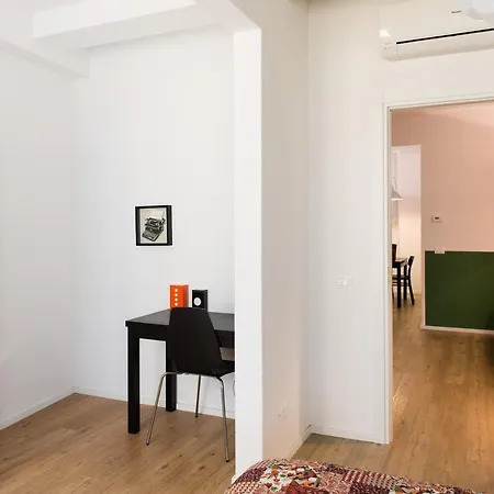 Mosca - Piazza Signoria Apartamento Florença
